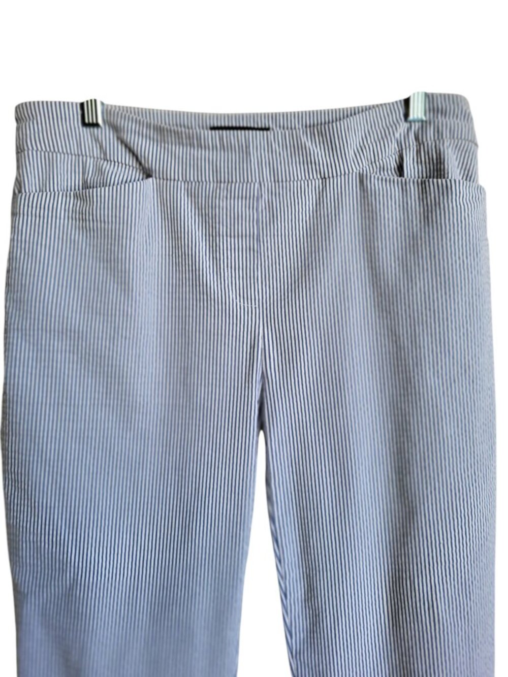 Hilary Radley Large Classic Blue and White Seersucker Cropped Pants 2 Pockets - Picture 4 of 8